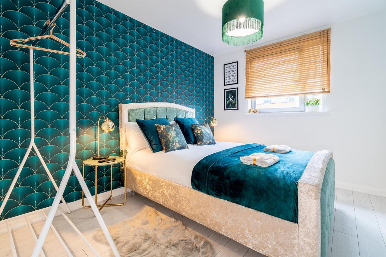 برمنغهام Maevela Apartments - Ultra Lavish Luxury 2 Bed Apartment City Centre - With Balcony - Free Secure Parking - Ps4 & Smart Tv'S المظهر الخارجي الصورة