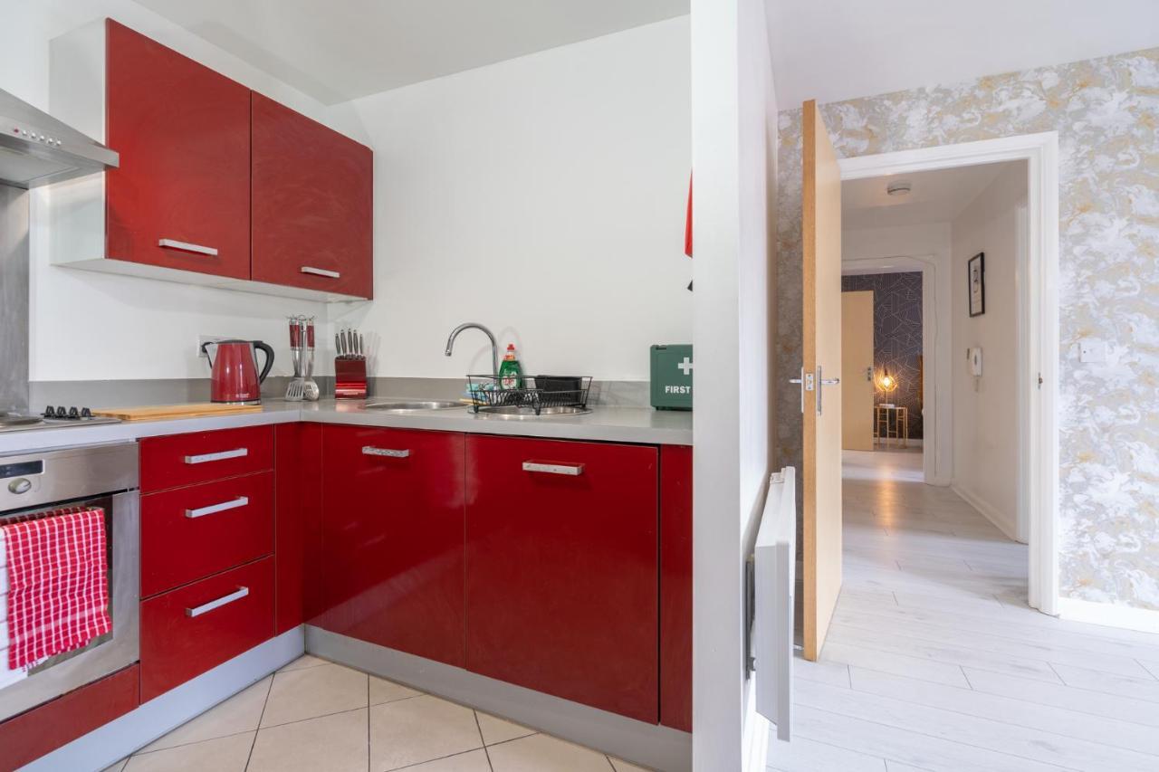 برمنغهام Maevela Apartments - Ultra Lavish Luxury 2 Bed Apartment City Centre - With Balcony - Free Secure Parking - Ps4 & Smart Tv'S المظهر الخارجي الصورة