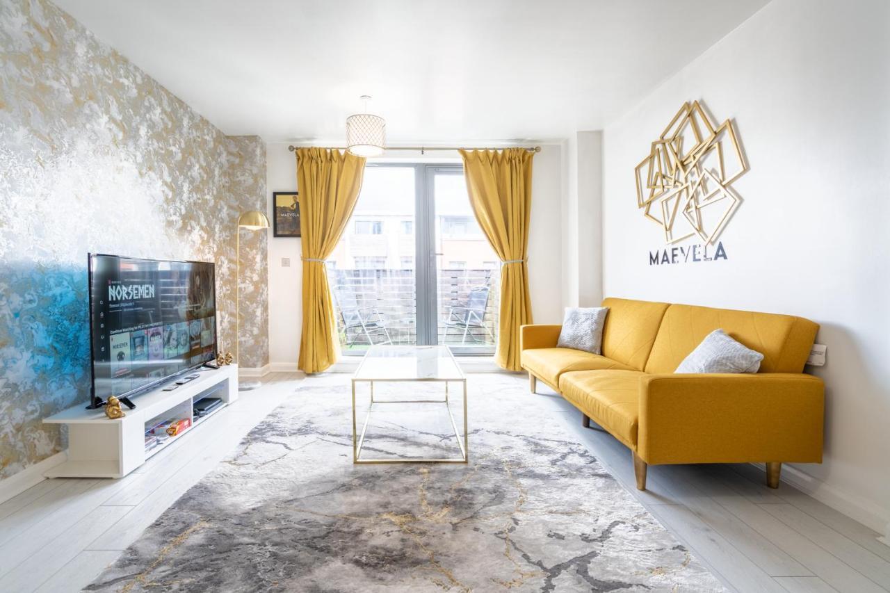 برمنغهام Maevela Apartments - Ultra Lavish Luxury 2 Bed Apartment City Centre - With Balcony - Free Secure Parking - Ps4 & Smart Tv'S المظهر الخارجي الصورة